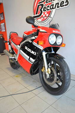 Suzuki 750GSXR 85 (11)