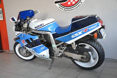 Suzuki GSXR750 (3)